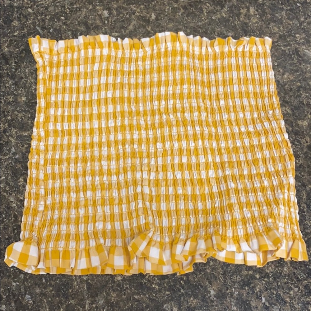 Small women’s crop top